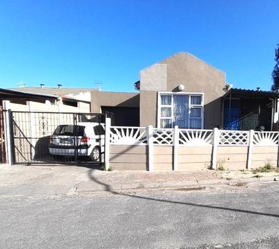 House For Sale in Robinvale, Atlantis